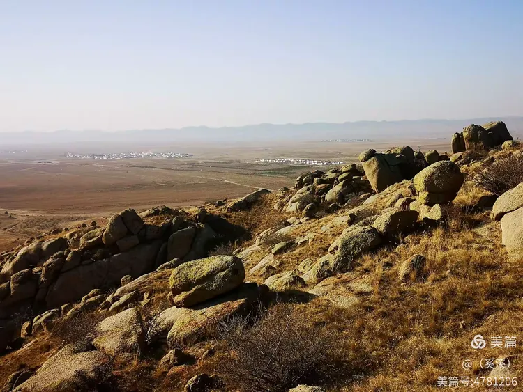 固阳大仙山的奇石2020.10.29.